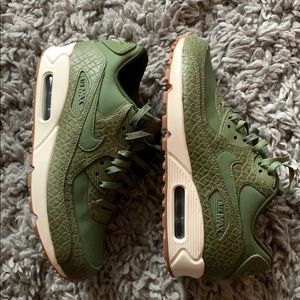 WOMENS AIR MAX 90 ULTRA 2.0